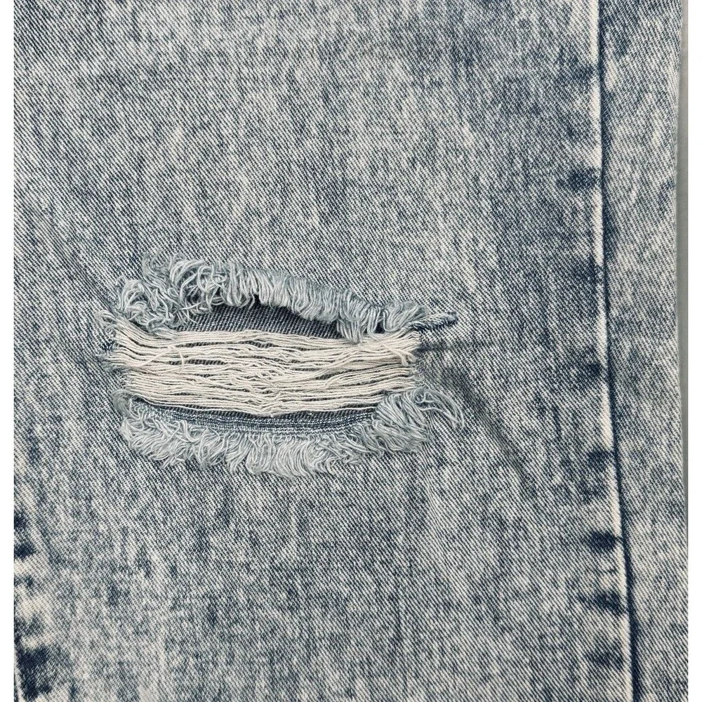 Rubberband Boyfriend Jeans 11/12 (32x26) Blue Stonewash Distressed Denim Juniors